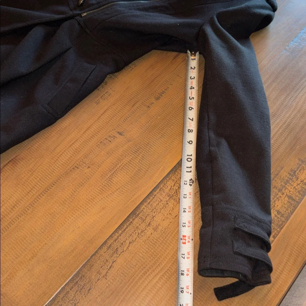 Ellen Tracy Black dark navy Trench Coat feminine military style medium EUC! - Picture 10 of 11